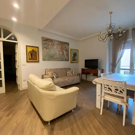 Semesterbostad Casa Luther Manfredonia